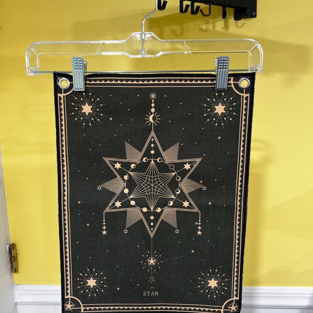 Black and Tan Star Tapestry